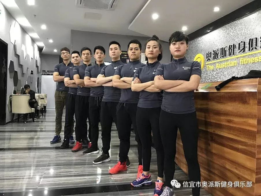 媒体记者如何报道篮球选秀权的动态_1